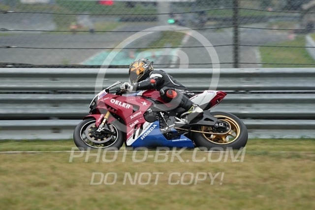 2024_08_18_PBK_43704 | Sportfotografie; SlowMotion; Video; Rennstrecke; Hafeneger; Speer; Racing; RSE; BMW; CBO; Trackday; Motorsportarena; Hockenheimring; Brno; Most; Barcelona; Valencia