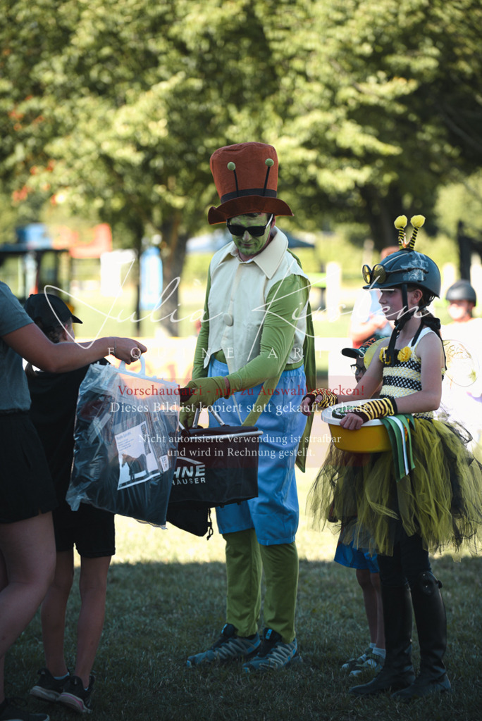 DSC_7850 | Pferde- und Turnierfotografie in Westsachsen. Pferdeportraits, Auftragszeichnungen und intuitive Kunst.