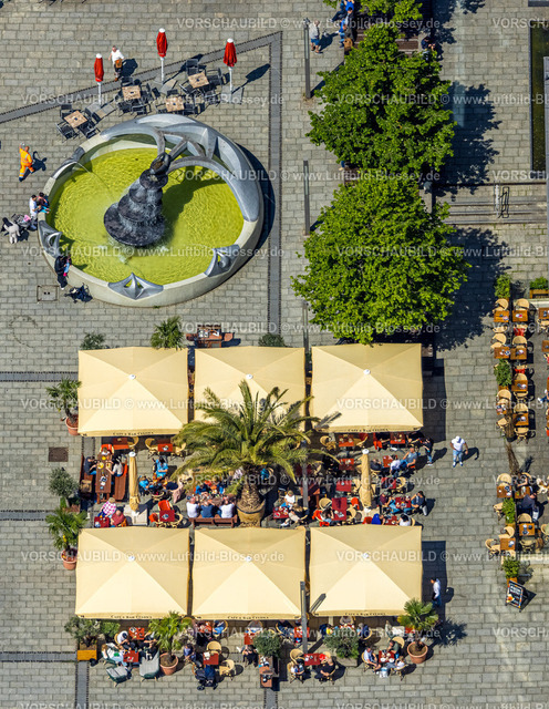 Hagen230502314 | Luftbild, Cafe Bar Celona, Außengastronomie mit Sonnenschirmen am MatarÃƒÆ’Ã†â€™Ãƒâ€šÃ‚Â©-Brunnen, Friedrich-Ebert-Platz, Mittelstadt, Hagen, Sauerland, Nordrhein-Westfalen, Deutschland