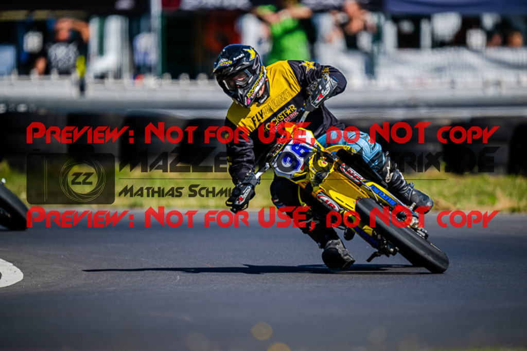 MaZZes_FotoMatrix_220703_8523 | S3