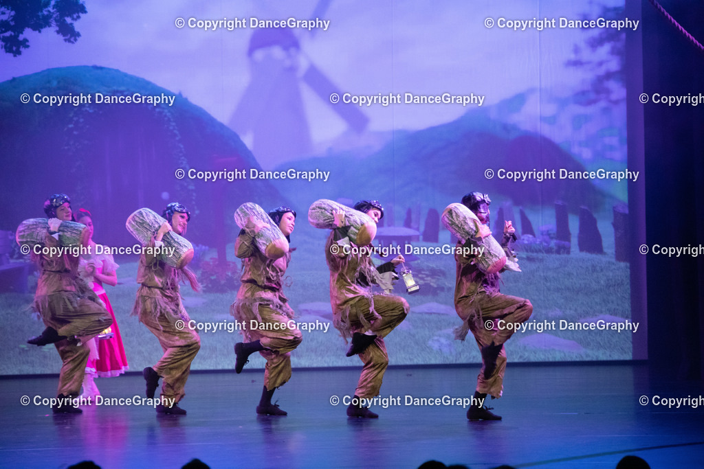 GPHY2095 | DanceGraphy - Realisiert mit Pictrs.com