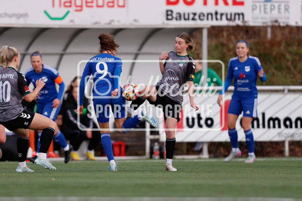 Fußball I Frauen I Saison 2025-2026 I Oberliga Niedersachsen I 16. Spieltag I BW Hollage - TuS Büppel I 15.03.2026-28 | Zweikampf zwischen Stefanie Gühmann (9, BW Hollage) und Marleen Habers (14, TuS Büppel) - Realisiert mit Pictrs.com