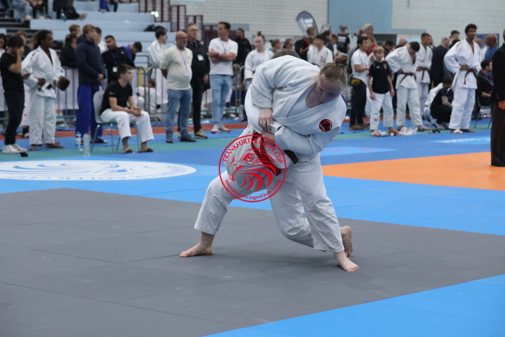 1J7A2915 | Fotos vom Adler Cup - Pictures from Adler Cup

Hier findet Ihr alle Eindrücke und großen Momente der Adler Cup Wochenenden. Here you will find all impressions and great moments of the Adler Cup weekends. - Realisiert mit Pictrs.com