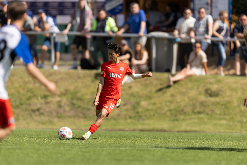Fußball I Männer I 40. Pfingscup Hollage I 13179 | realhellocedii - Realisiert mit Pictrs.com
