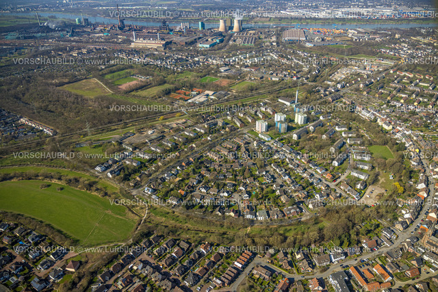 Duisburg240303001 | Luftbild, Wohngebiet Am Neuen Angerbogen, Am Alten Angerbach, halbkreisförmige Neubau-Wohnsiedlung, hinten das Hüttenwerk Krupp Mannesmann GmbH HKM und der Fluss Rhein, Huckingen, Duisburg, Ruhrgebiet, Nordrhein-Westfalen, Deutschland, Duisburg-S