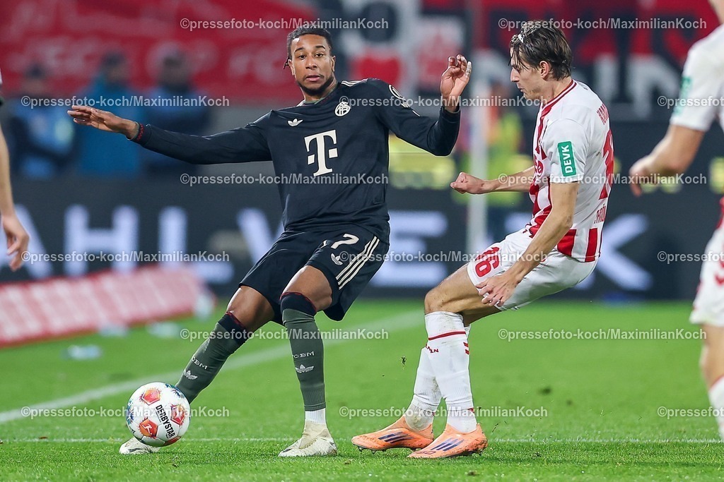 1FC14012601041 | 14.01.2026, Fußball, 1. FC Köln - FC Bayern München, 1. Fußball Bundesliga, 17. Spieltag, RheinEnergie-STADION, Saison 2025 2026: Michael Olise (FC Bayern Muenchen #17) im Zweikampf gegen  Jakub Kaminski (1FC Koeln #16)  DFB regulations prohibit any use of photographs as image sequences and or quasi-video.