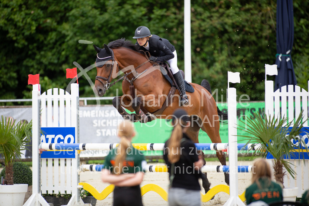 230729_BHO_Springprf.-A2_2Abtl_006 | Deine schönsten Turniermomente als professionelle Fotos! Entdecke hochwertige Pferdesport-Fotografie im Online-Shop. Jetzt Fotos finden & bestellen!