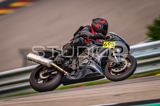 0695-240809_SR-016_695 | Deine Full-Service-Agentur für ✔️Videoproduktionen und ✔️Motorsportfotografie Jetzt Angebot anfragen!