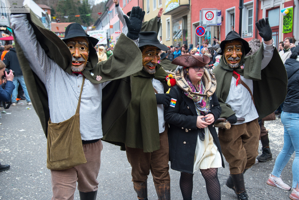 FastSonn_23-252 | Fotoblog Schwarzwald, Foto Blog Wiesental, Pfaffenberg, Winterzauber, Zeller Bergland, Zell im Wiesental, Fotoblog Wiesental, Landschaftsfotos, Bilder Wiesental, Natur, Naturbilder, Fastnacht, Zeller Fastnacht, Zeller Fasnacht, Zeller Bergland, Belchen, - Realisiert mit Pictrs.com