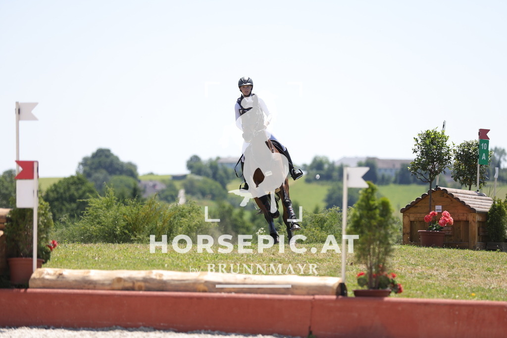 0P6A4091 | Willkommen bei Brunnmayr - Design & Fotografie – Ihrem Spezialisten für Reitturniere und Pferdeveranstaltungen in Oberösterreich, Salzburg und Bayern! Seit über 17 Jahren sind wir leidenschaftlich dabei.