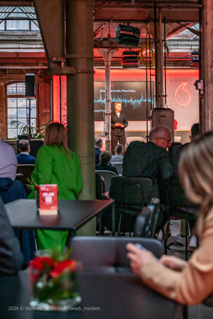 wwb_1998 | <Fotografie> <Video> <Film> <Winfried Bischoff> - Realisiert mit Pictrs.com