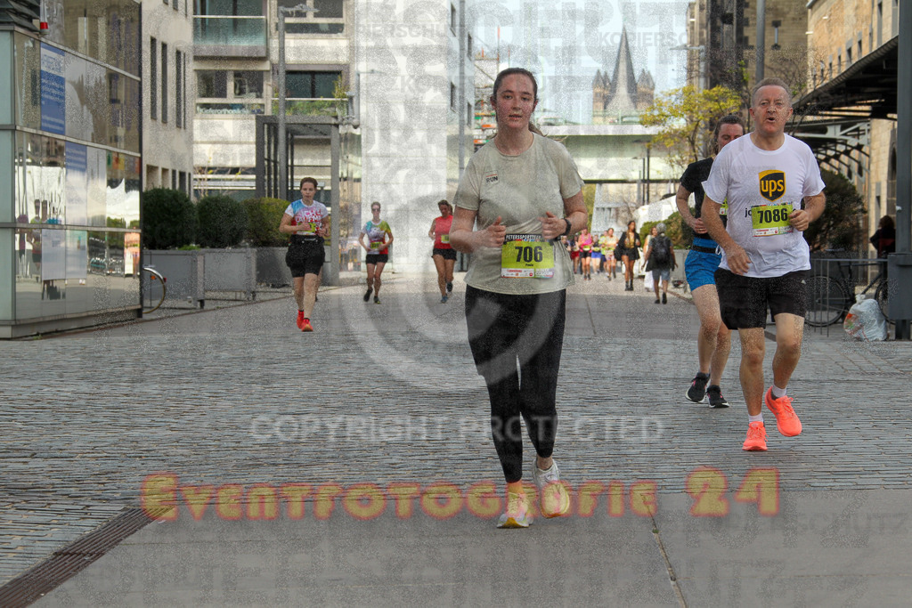 250920_1332_EV4_5983 | Sportfotografie im Rhein-Sieg Kreis, Köln, Bonn, NRW, Rheinland Pfalz, Hessen, etc. Unser Tätigkeitsfeld umfasst den Laufsport vom Volkslauf über den Marathon, Duathlon, Triathon bis zum Ultralauf wie Kölnpfad Ultra oder Schindertrail.