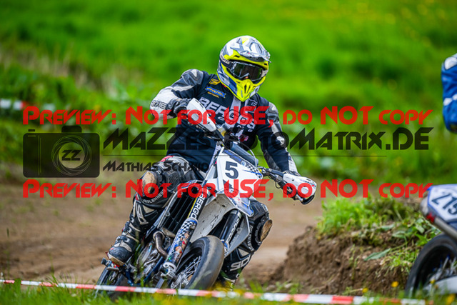 MaZZes_FotoMatrix_230506_8496 | S4