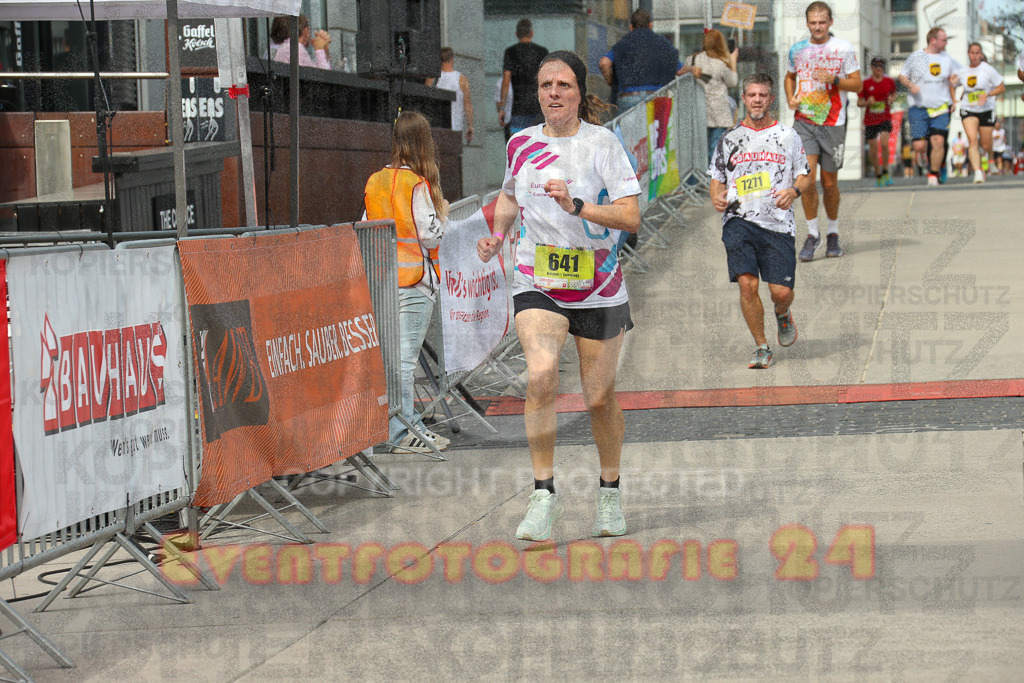 250920_1326_EX1_4567 | Sportfotografie im Rhein-Sieg Kreis, Köln, Bonn, NRW, Rheinland Pfalz, Hessen, etc. Unser Tätigkeitsfeld umfasst den Laufsport vom Volkslauf über den Marathon, Duathlon, Triathon bis zum Ultralauf wie Kölnpfad Ultra oder Schindertrail.