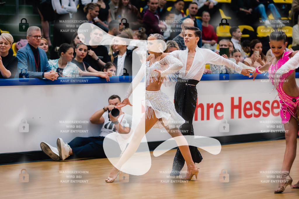 Hessen Tanzt WDSF Open Junior II Latin 1st (261) Largo Zofcin _ Eliana Pfaffenroth (Schwarz-Silber Frankfurt)-2025-05-18-5633 | Webshop for digital downloads and prints of dance sport, event & show photographer Julian Link - Realisiert mit Pictrs.com