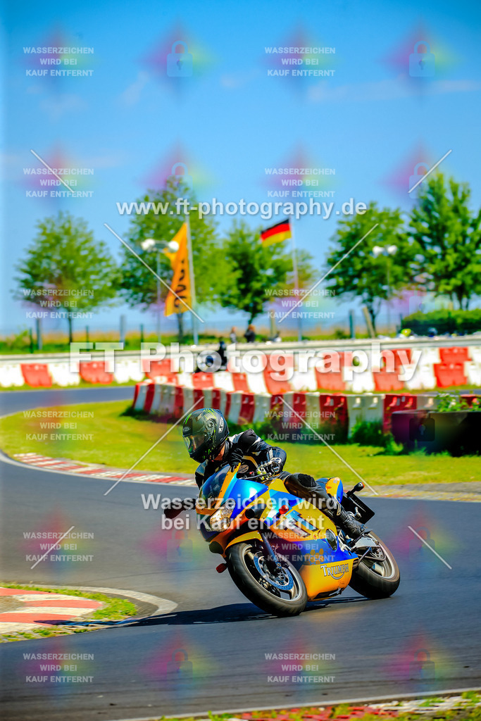 _NBG4128 | Hier findet Ihr Bilder von Touristenfahrten auf der Nürburgring Nordschleife oder von anderen Veranstaltungen die ich besucht habe. Viel Spass beim Durch Schauen 