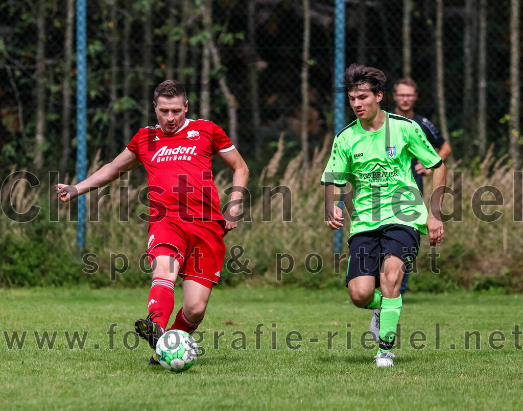 2023-09-03_047_TSV_Oberpframmern_II_gegen_TSV_Hohenbrunn_II | Oberpframmern, Deutschland, 03.09.2023:
Fußball, B-Klasse 2023 / 2024, 3. Spieltag, TSV Oberpframmern II gegen TSV Hohenbrunn II, Endergebnis: 0:2

Markus Jahn (TSV Hohenbrunn, #7)

Foto: Christian Riedel / fotografie-riedel.net