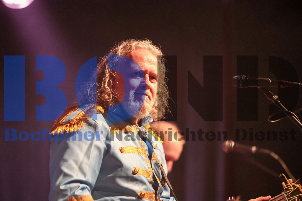 SES_GEBZFR20250828-25 | bond - Realisiert mit Pictrs.com