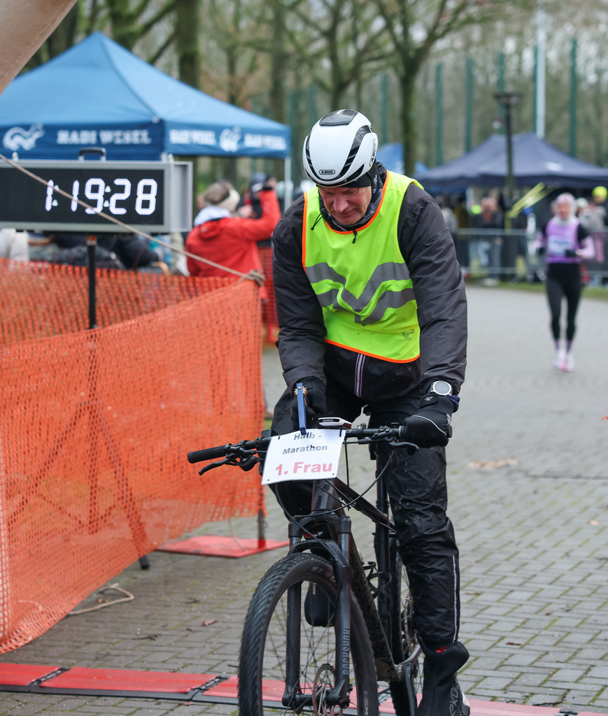 top-top.de-20260104-220 | Foto, Video, Fotografie, Videografie, Fotobox, DJ, Discjockey, Musik, Musikbox, Veranstaltung, Photobooth, Amazon, Ebay, Buchtipp, Bestseller, Autor, Verlag, Buch, Wesel, Hamminkeln, NRW, Dinslaken, Rees, Drohne, Hochzeit, Party, Fotobox, Wesel, Fotograf