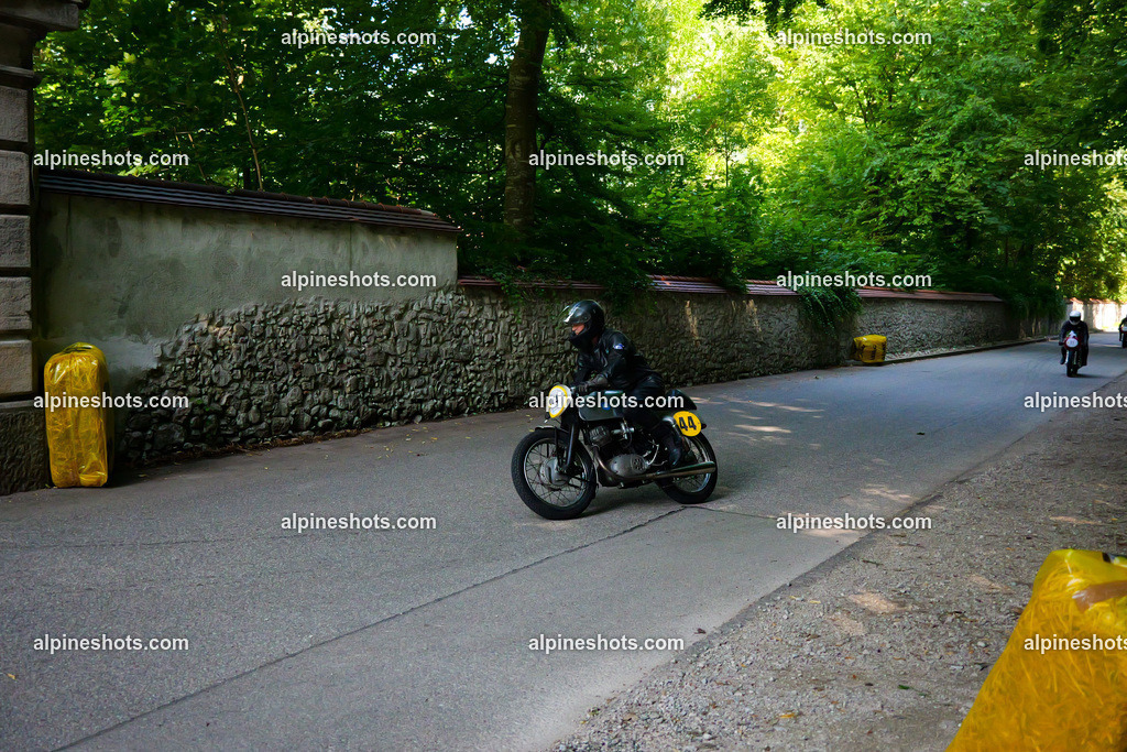 P1015389 | Erleben Sie atemberaubende, hochqualitative Fotos Ihrer Fahrt entlang der malerischen Alpenstraßen. Besuchen Sie alpineshots.com, um professionelle Aufnahmen Ihrer unvergesslichen Reise zu finden und zu kaufen - Realisiert mit Pictrs.com