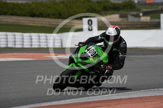 2025_03_27_PBK_32476 | Sportfotografie; SlowMotion; Video; Rennstrecke; Hafeneger; Speer; Racing; RSE; BMW; CBO; Trackday; Motorsportarena; Hockenheimring; Brno; Most; Barcelona; Valencia