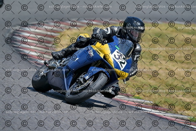 25bt04-1048 | markuskiefer.com - Realisiert mit Pictrs.com