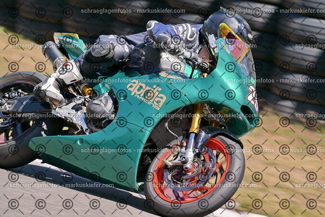 26bt05-1169 | markuskiefer.com - Realisiert mit Pictrs.com