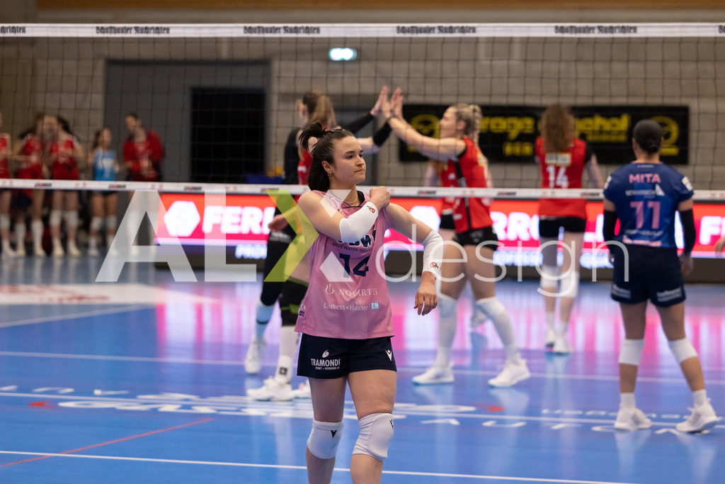 Volleyball I Frauen I Saison 2025-2026 I Volleyball NLA | Women I 1/2 Finals I  VC Kanti Schaffhausen - Sm'Aesch Pfeffingen I 18.03.2026 | 14 Romina Schnyder (CH) (Sm'Aesch Pfeffingen) – Libera - Realisiert mit Pictrs.com