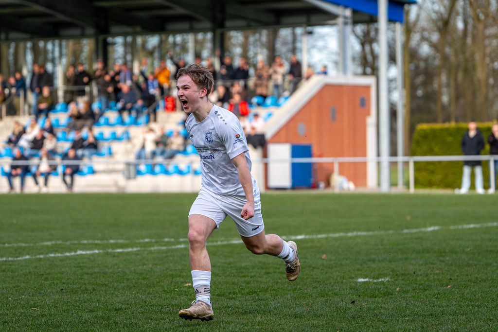 Fußball I Herren I Saison 2025-2026 I Halbfinale Kreispokal VEC I  BW Langförden - TV Dinklage II I 19833 | jns.sportfotos - Realisiert mit Pictrs.com