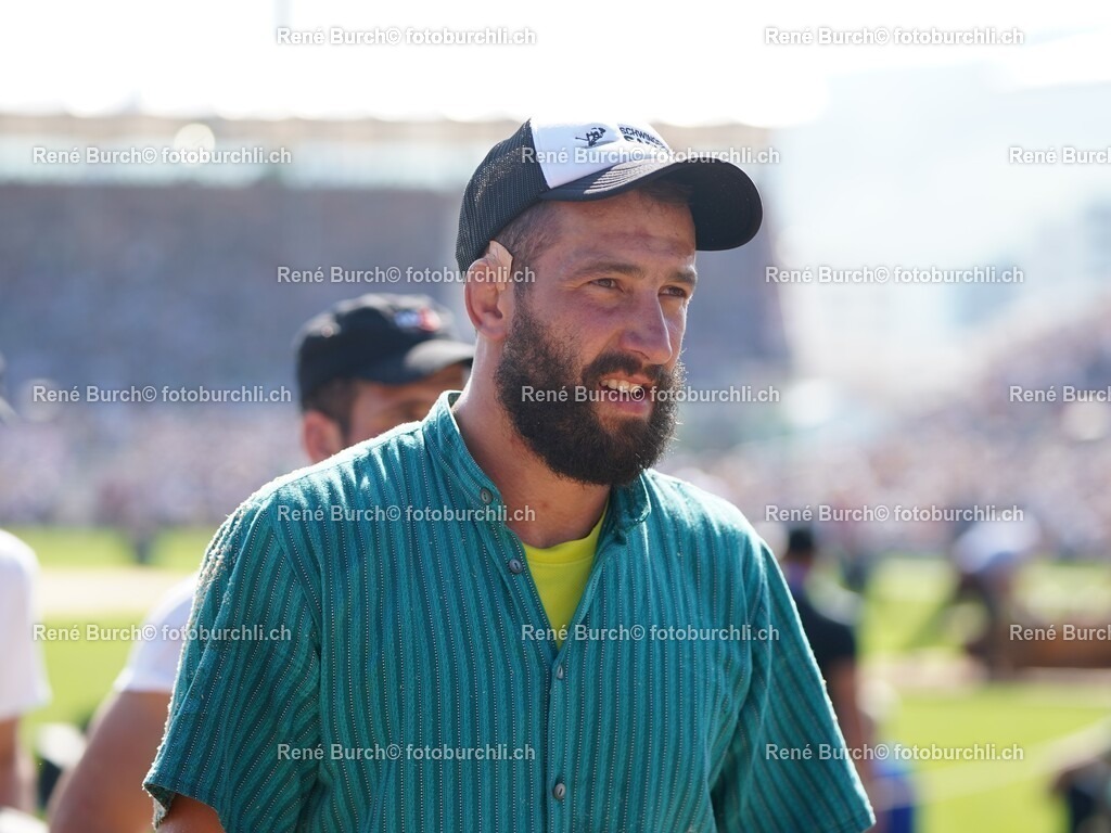 162 | René Burch leidenschaftlicher Fotograf aus Kerns in Obwalden.  Hier finden sie Sport, Landschaft und Natur Fotografie.
 - Realisiert mit Pictrs.com