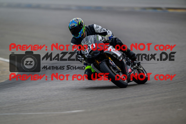 MaZZes_Fotomatrix_20240923_6007705_6369 | GELB