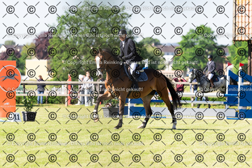 CL5A8090 | Emilia Reinking Fotografie - Realisiert mit Pictrs.com