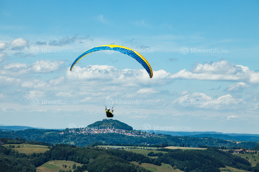 Blick vom Messelberg auf den Hohenstaufen | löwenblicke | shop