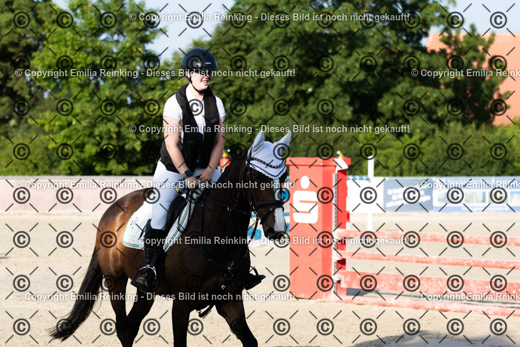 CL5A1471 | Emilia Reinking Fotografie - Realisiert mit Pictrs.com