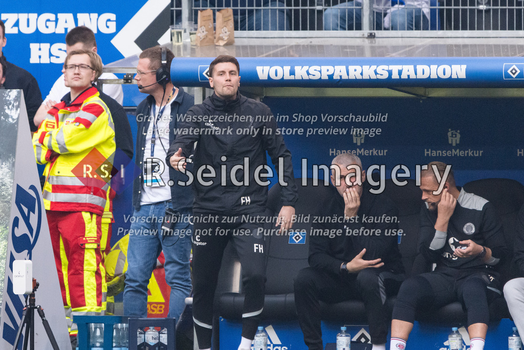 Fußball, Saison 2022/23, 2. Bundesliga, Hamburger SV - FC St. Pauli, Volksparkstadion (Hamburg), 21.04.2023, 29. Spieltag | Fabian Hürzeler (FCSP, Cheftrainer)