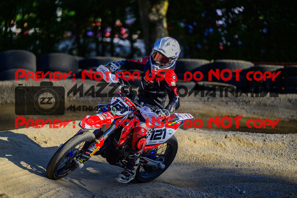 MaZZes_Fotomatrix_20241004_6021986_5968 | JUNIOR