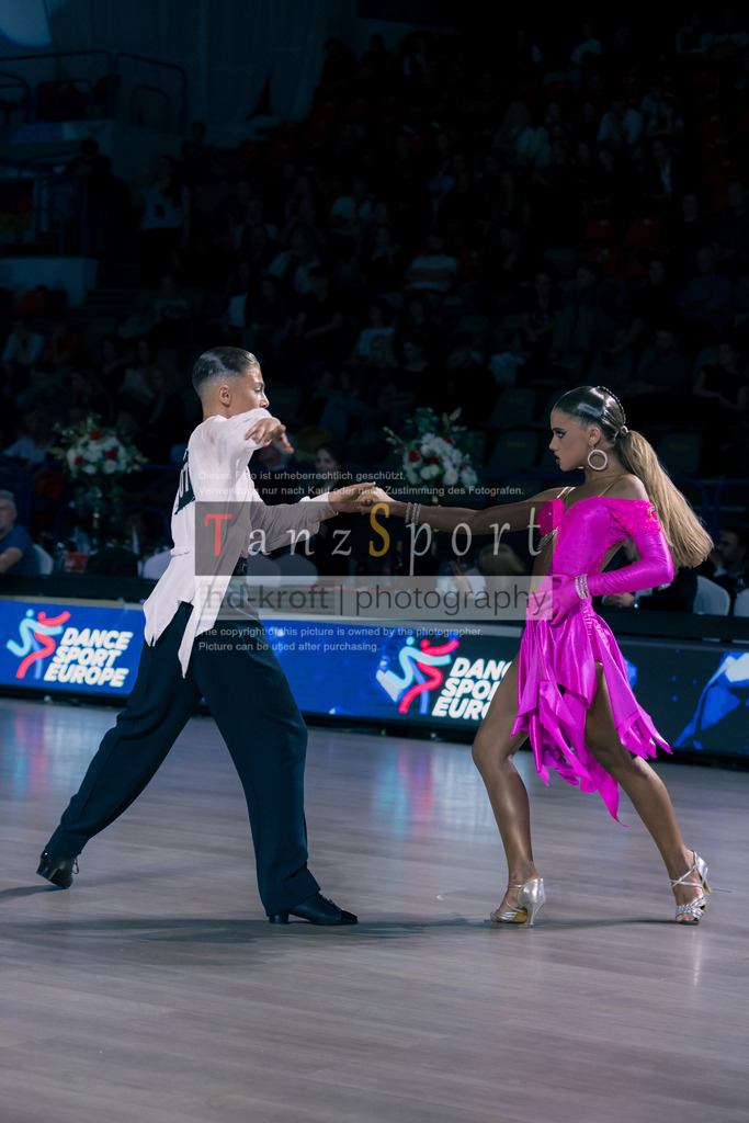 IMG_8606 | Tanzsportbilder, Standardtanz, Lateintanz, WDSF, DTV, LTVB, dancecomp, goc, hessen tanzt, blaues band der spree, walzer, tango, wiener walzer, slowfox, quickstepp, samba, rumba, cha-cha-cha, paso doble. jive, hd-kroft photography, turniertanzsport