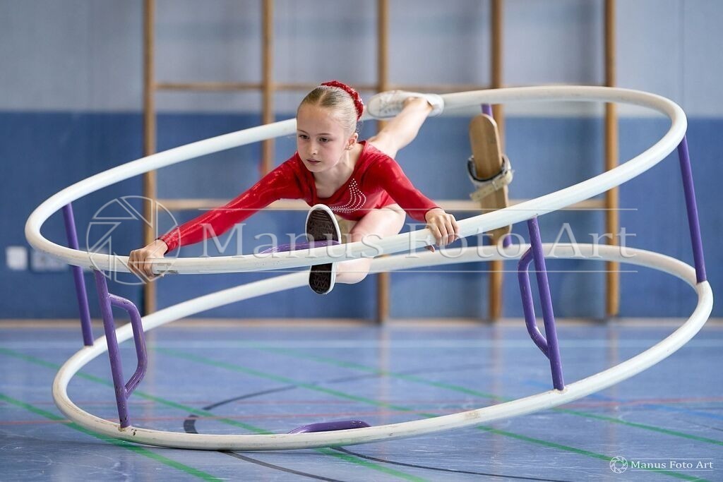 2024-06-21-B-DSC02099 | Professionelle Sportfotografie in Hamburg, Schleswig-Holstein und Niedersachsen – spezialisiert auf Rhönrad, Geräteturnen, Leistungsturnen und rhythmische Sportgymnastik. Bundesweite Begleitung von Rhönrad-Events. Jetzt Sport-Fotos - Realisiert mit Pictrs.com