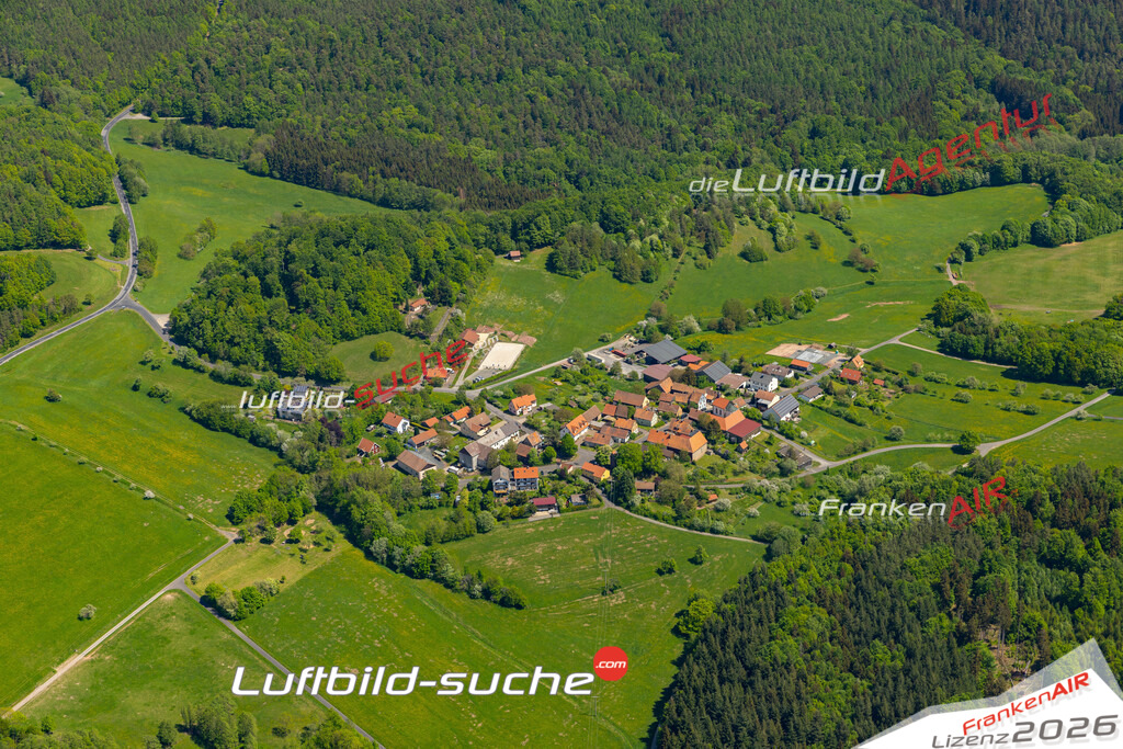 Die Luftaufnahme Kilianshof - Sandberg wurde 2022 vom Flugzeug aus (keine Drohne) erstellt. Hohe Auflösung -für große Poster und Wandbilder geeignet - Garantiert!