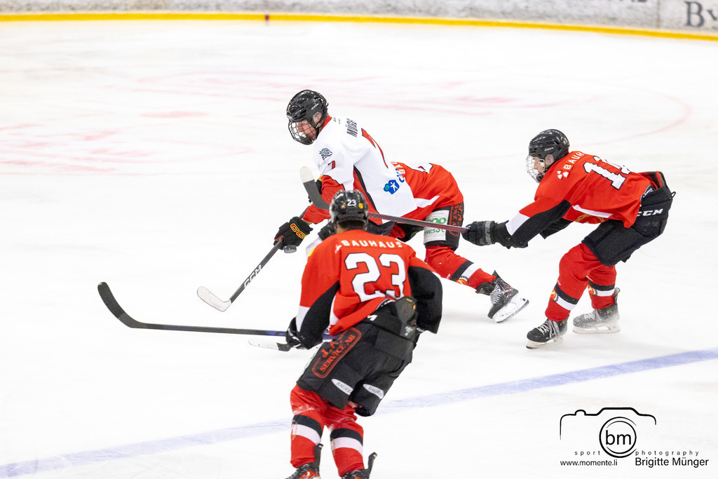 Tyresö Hanviken Hockey vs IFK Täby HC_570A0846 | Preseason U18 Regional Herr Östra - Realisiert mit Pictrs.com
