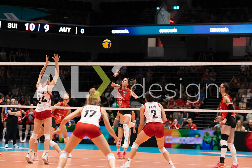 Austria v Switzerland - CEV European League Women | KRIENS, SWITZERLAND - JUNE 14: SARINA WIELAND of Switzerland attack / spike against DAGMAR HENSEL of Austria during the CEV European League match between Austria and Switzerland at Pilatus Arena on June 14, 2026 in Kriens, Switzerland. - Realisiert mit Pictrs.com