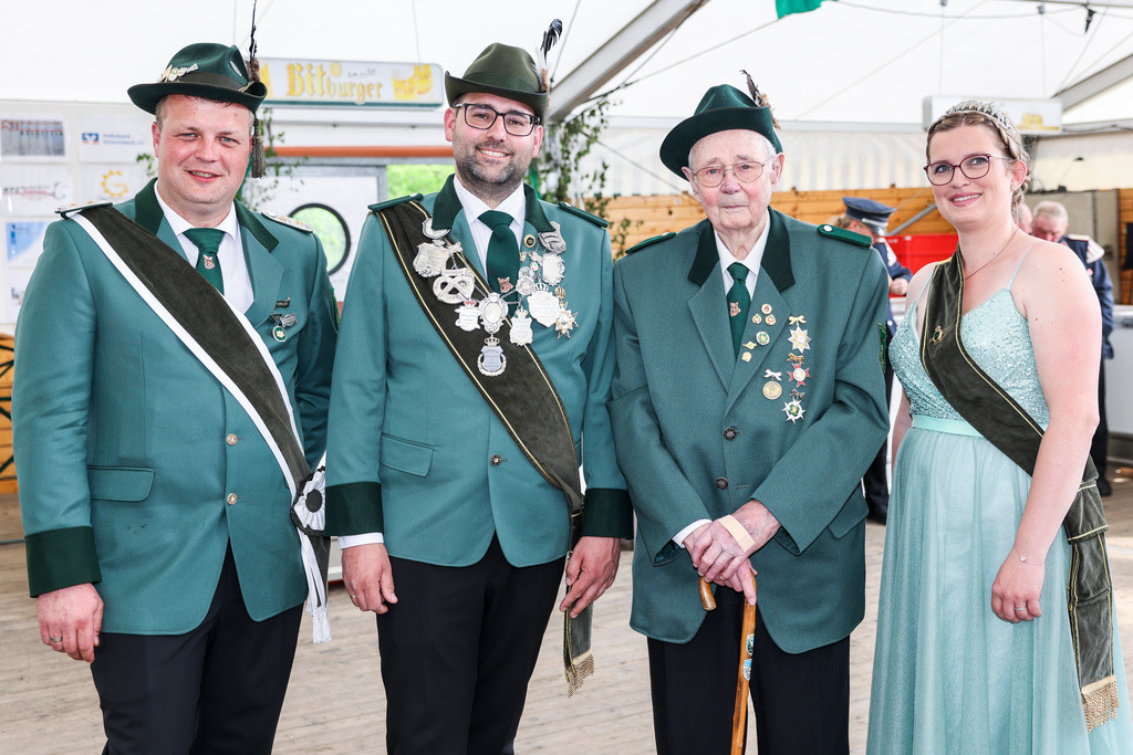 top-top.de 240510-024 | Foto, Video, Fotografie, Videografie, Fotobox, DJ, Discjockey, Musik, Musikbox, Veranstaltung, Photobooth, Amazon, Ebay, Buchtipp, Bestseller, Autor, Verlag, Buch, Wesel, Hamminkeln, NRW, Dinslaken, Rees, Drohne, Hochzeit, Party, Fotobox, Wesel, Fotograf