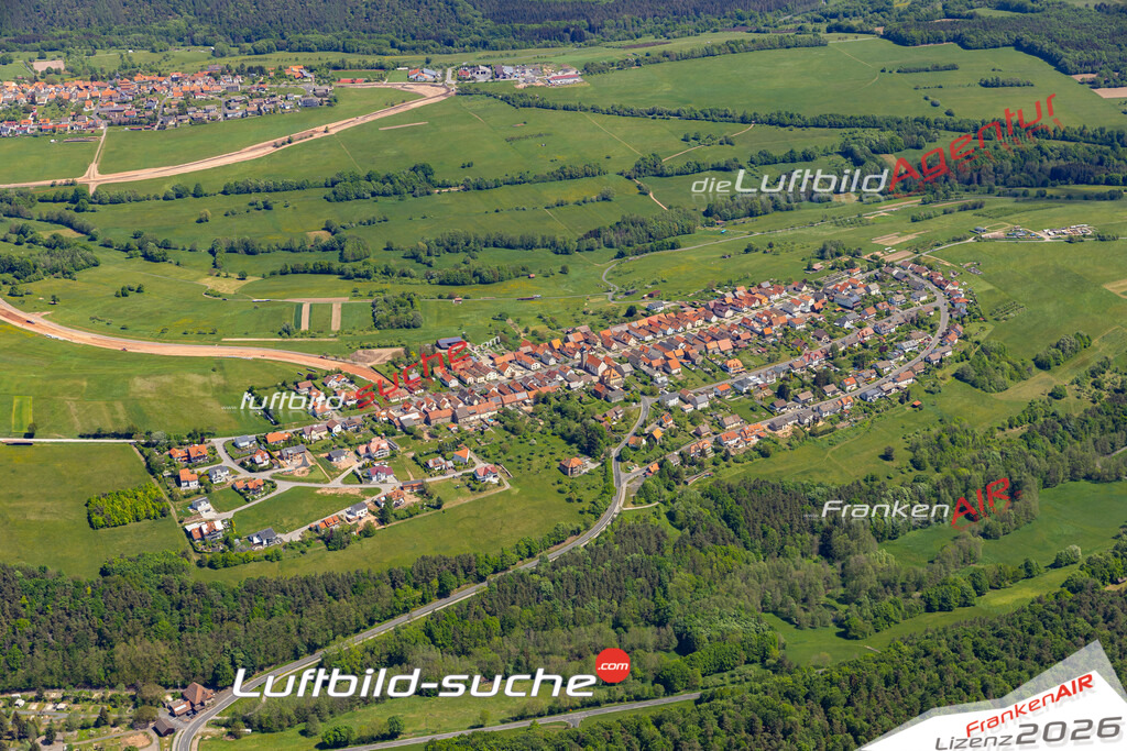 Die Luftaufnahme Waldberg - Sandberg wurde 2022 vom Flugzeug aus (keine Drohne) erstellt. Hohe Auflösung -für große Poster und Wandbilder geeignet - Garantiert!