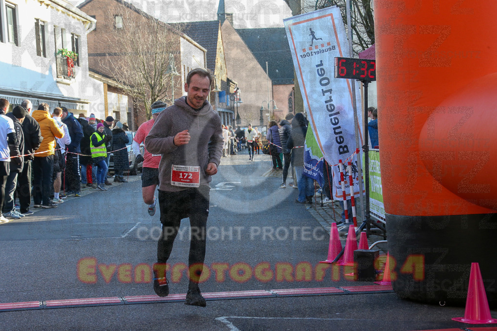 241201_1237_EX1_2939 | Sportfotografie im Rhein-Sieg Kreis, Köln, Bonn, NRW, Rheinland Pfalz, Hessen, etc. Unser Tätigkeitsfeld umfasst den Laufsport vom Volkslauf über den Marathon, Duathlon, Triathon bis zum Ultralauf wie Kölnpfad Ultra oder Schindertrail.