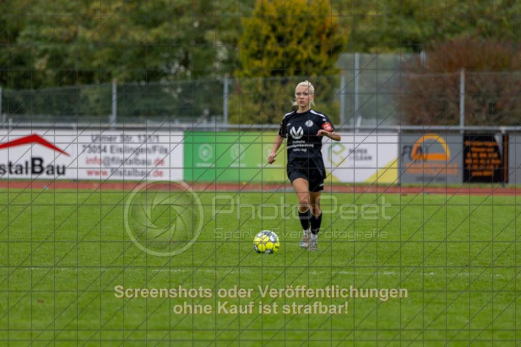 20251012_123004_0148 | #,1.FC Donzdorf II (schwarz) vs. TSV Silmingen (blau), Fussball, Frauen-Quali Bezirksliga - Bezirk Neckar/Fils, 05. Spieltag, Saison 2025/2026, Rasenplatz Lautertal Stadion, Süßener Straße 16, 73072 Donzdorf, 12.10.2025 - 11:00 Uhr,Foto: PhotoPeet-Sportfotografie/Peter Harich