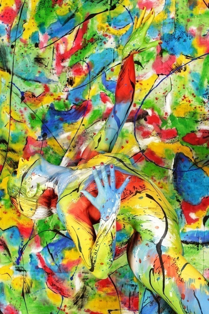 Bodypainting-COLOURMIX_8025 | #012 | Modell: Christina | Foto: Frank Schneider - Realisiert mit Pictrs.com