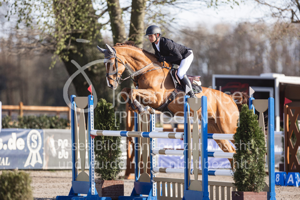 250408_Mühlen_SprPf-M-515 | Deine schönsten Turniermomente als professionelle Fotos! Entdecke hochwertige Pferdesport-Fotografie im Online-Shop. Jetzt Fotos finden & bestellen!