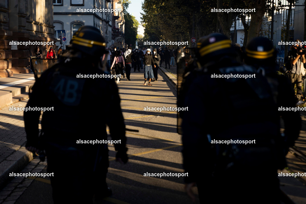 _B7A1447 | manifestation de lycéens à Strasbourg, le 6 octobre 2026, dans le cadre d’un mouvement national de protestation contre les conditions d’apprentissage. - Realisiert mit Pictrs.com