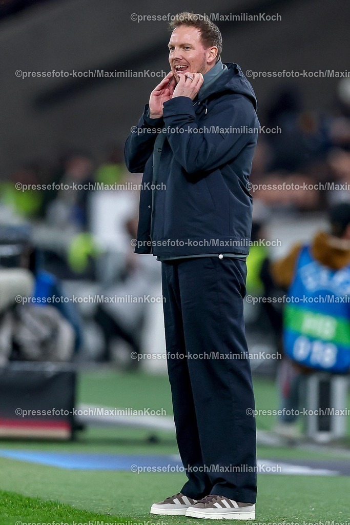 DFB30032600058 | 30.03.2026, Fußball, Länderspiel, Deutschland - Ghana, MHP-Arena (Stuttgart), Saison 2025 2026: Nationaltrainer Julian Nagelsmann (GER Bundestrainer) gestikulierend am Spielfeldrand   DFB regulations prohibit any use of photographs as image sequences and or quasi-video.