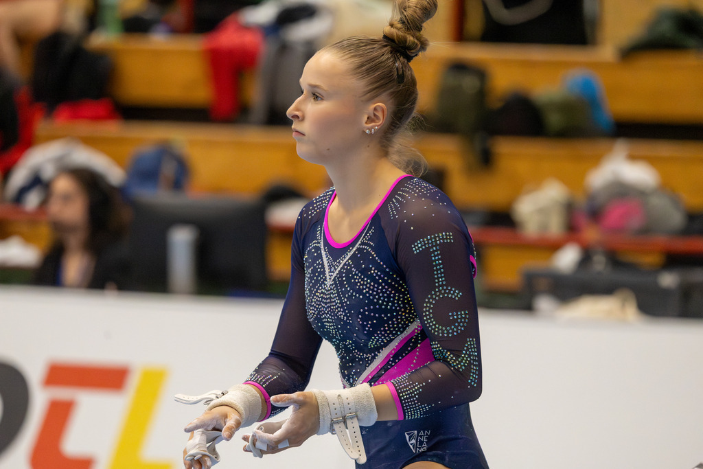 Deutsche Turnliga DTL (Bundesliga) der Frauen, 3. Wettkampftag 2025 in Ketsch***Silja Stöhr (TG Mannheim) am Stufenbarren | Deutsche Turnliga DTL (Bundesliga) der Frauen, 3. Wettkampftag 2025 in Ketsch***Silja Stöhr (TG Mannheim) am Stufenbarren - Realisiert mit Pictrs.com